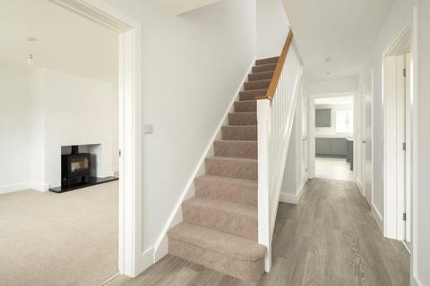 4 bedroom detached house for sale, Thorntons Close, Little Houghton, Northampton, Northamptonshire, NN7