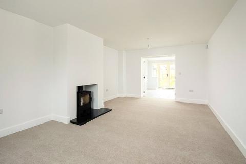 4 bedroom detached house for sale, Thorntons Close, Little Houghton, Northampton, Northamptonshire, NN7