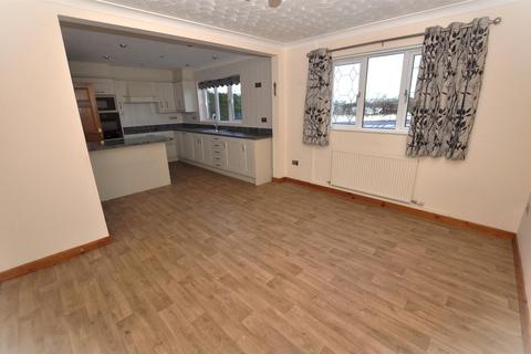 undefined, Pwll Trap