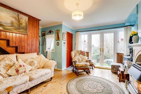 3 bedroom terraced house for sale, Third Avenue, Gedling NG4
