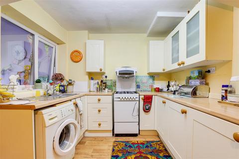 3 bedroom terraced house for sale, Third Avenue, Gedling NG4