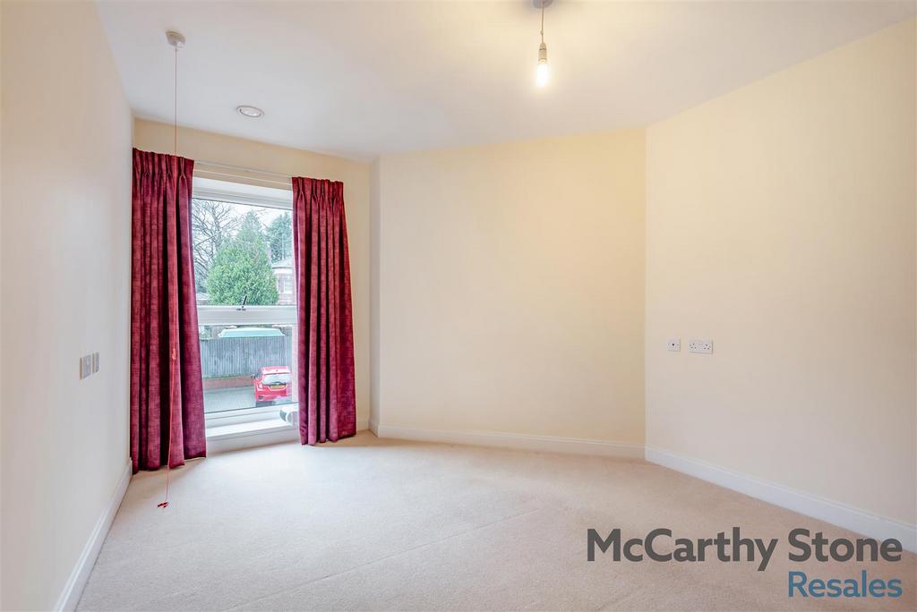 8673628-interior11.jpg