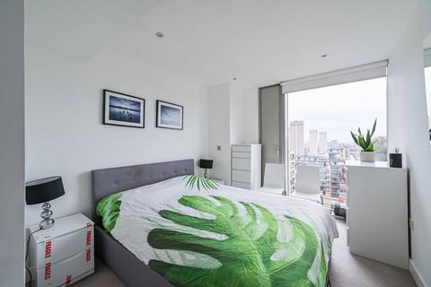 undefined, Landmark West Tower, Canary Wharf, London, E14