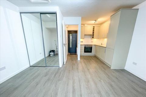 undefined, Seymour Way, Sunbury, Middlesex, TW16
