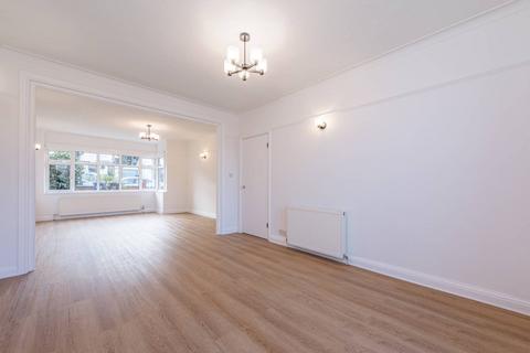 undefined, Addington Drive, North Finchley, London, N12