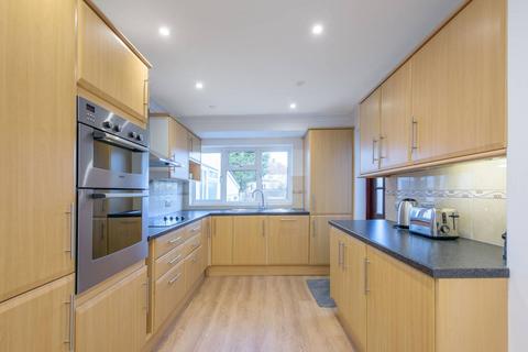 undefined, Addington Drive, North Finchley, London, N12