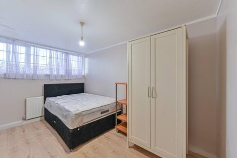 undefined, .Prague Place, Clapham Park, London, SW2