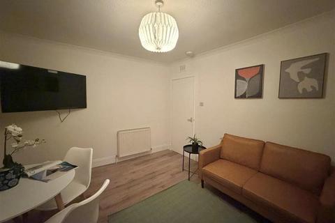 undefined, Hilltown, Dundee,