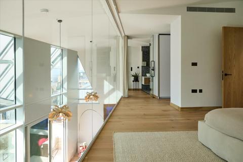 3 bedroom apartment for sale, Betterton Street, London, WC2H