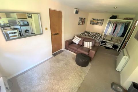 undefined, Tom Price Close, Cheltenham GL52