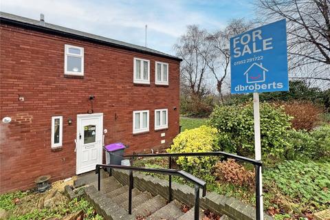undefined, Briggs Way, Wrockwardine Wood, Telford, Shropshire, TF2