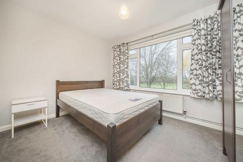 undefined, Stickleton Close, Greenford UB6