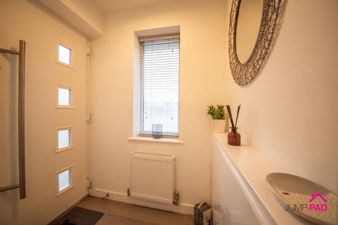 undefined, Linnet Close, Newton-Le-Willows, WA12