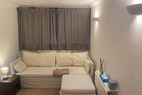 undefined, Master Gunners Place, London, SE18 4NW