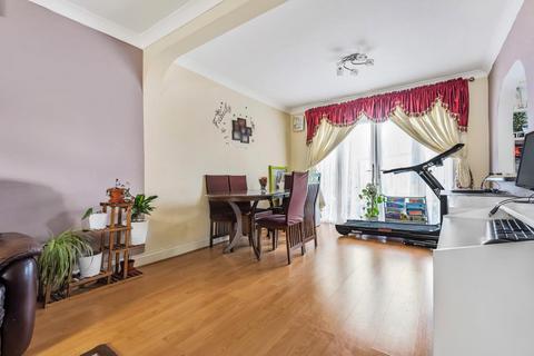 undefined, Ashford,  Surrey,  TW15