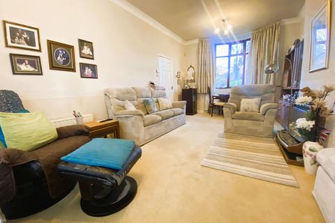 undefined, 184 Broadway, Chadderton OL9 9JH