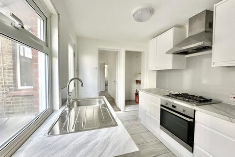 2 bedroom terraced house for sale, Milton Road, Swanscombe, Kent, DA10