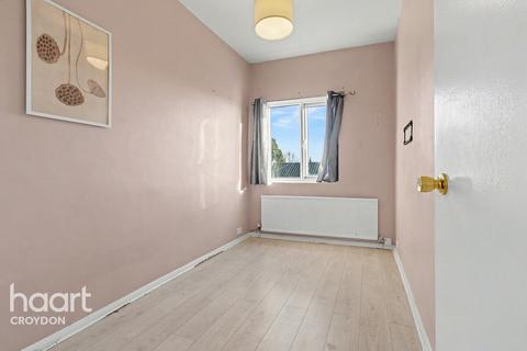 undefined, Selhurst Road, LONDON