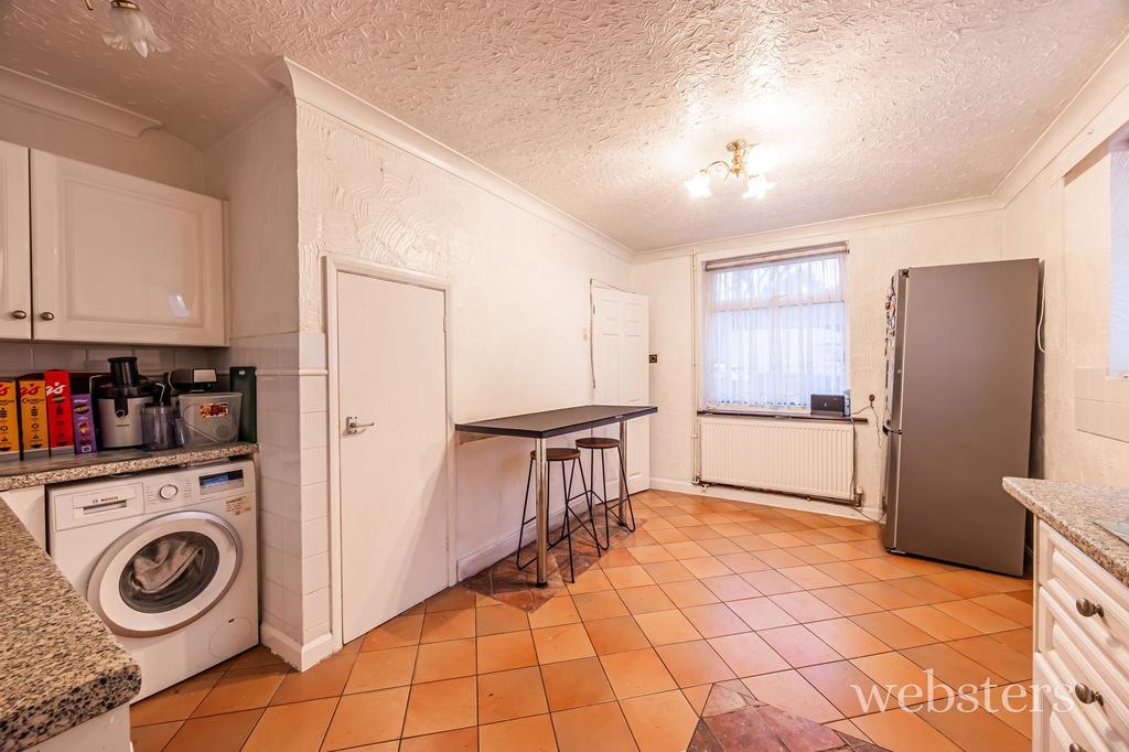 Kitchen / Breakfast Room