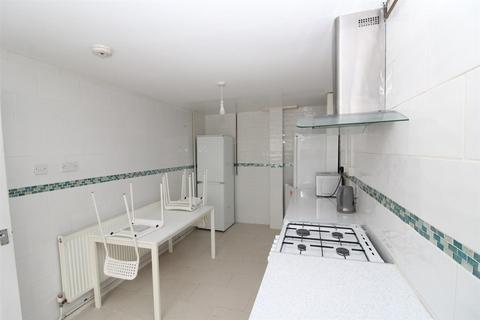 undefined, Buttermere Close, Bletchley, Milton Keynes, MK2 3DG