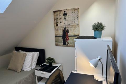 undefined, Willowbrook, Great George Street, Godalming GU7
