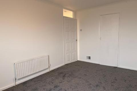 undefined, Tilbury, RM18