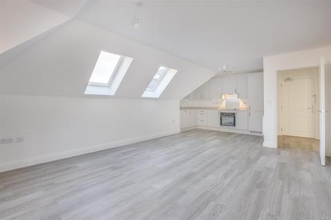 undefined, 132-134 New Road, High Wycombe HP12