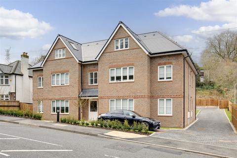 undefined, 132-134 New Road, High Wycombe HP12