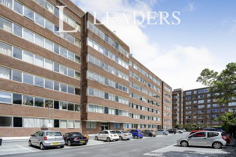 2 bedroom flat to rent, Ashdown, Eaton Road, Hove, BN3