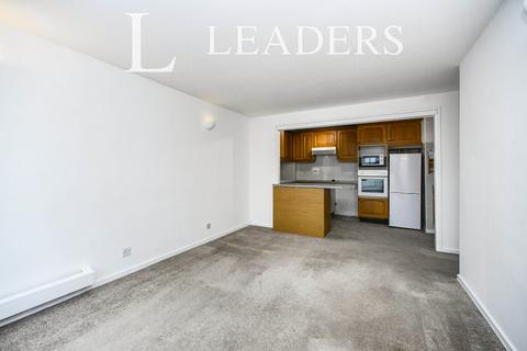 2 bedroom flat to rent, Ashdown, Eaton Road, Hove, BN3