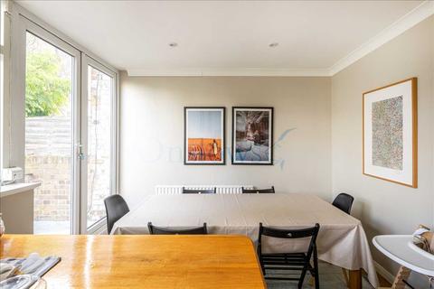 2 bedroom terraced house to rent, Markham Street, Chelsea, London