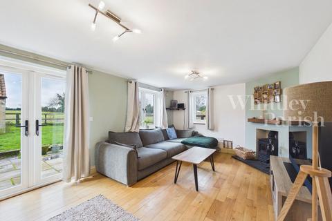 2 bedroom semi-detached house for sale, West End, Northwold IP26