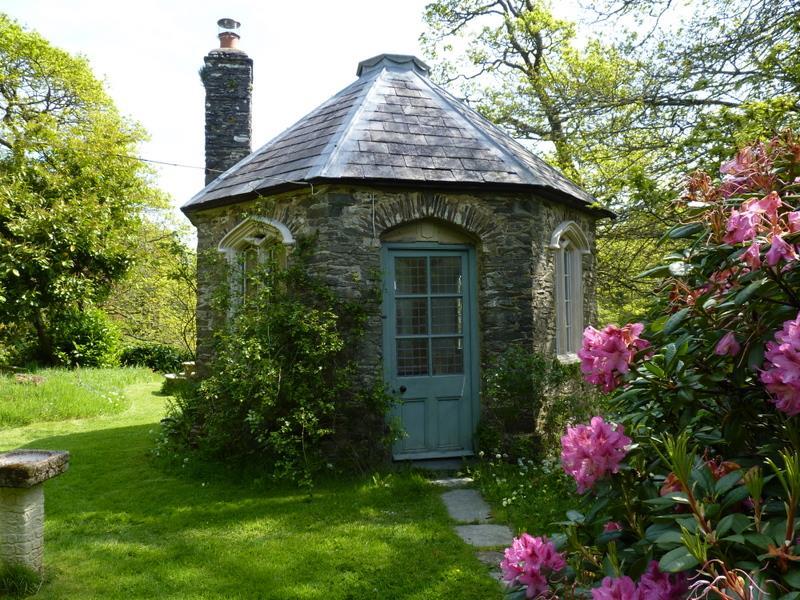 Summer house front.JPG