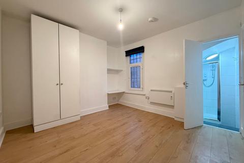 undefined, High Street, Welling, DA16