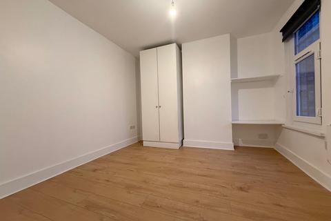 undefined, High Street, Welling, DA16