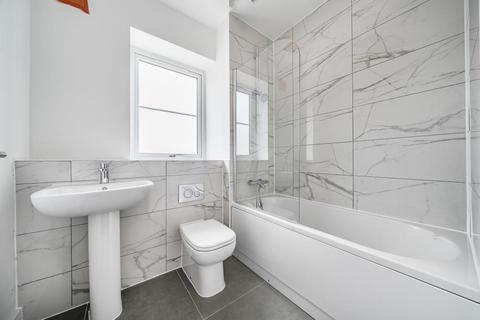 undefined, HMO Eighth Avenue,  Aylesbury,  HP21