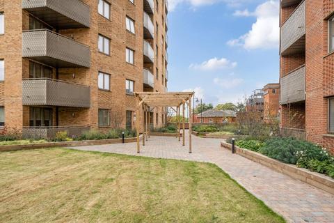 undefined, Elmsleigh Road,  Staines,  TW18