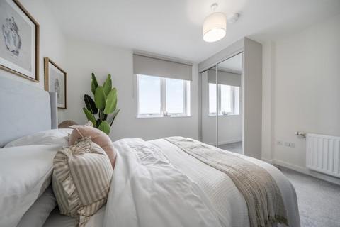 undefined, Elmsleigh Road,  Staines,  TW18