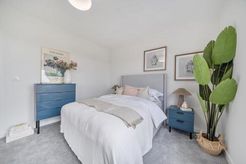 undefined, Elmsleigh Road,  Staines,  TW18