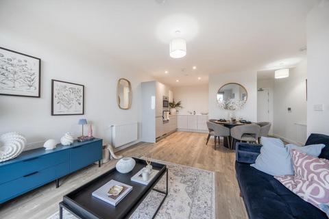 undefined, Elmsleigh Road,  Staines,  TW18