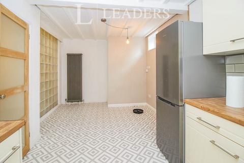 undefined, Melville Court, NG3