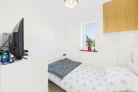 undefined, Ridings Cottages, Earl Howe Road, Holmer Green