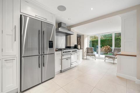 undefined, St. Nicholas Crescent,  Woking,  GU22