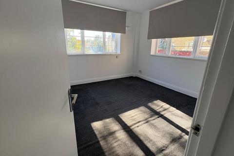 2 bedroom flat to rent, Shirland Road, London