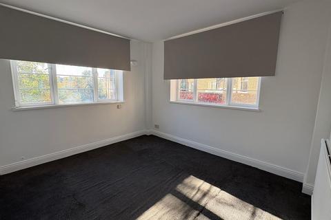 2 bedroom flat to rent, Shirland Road, London