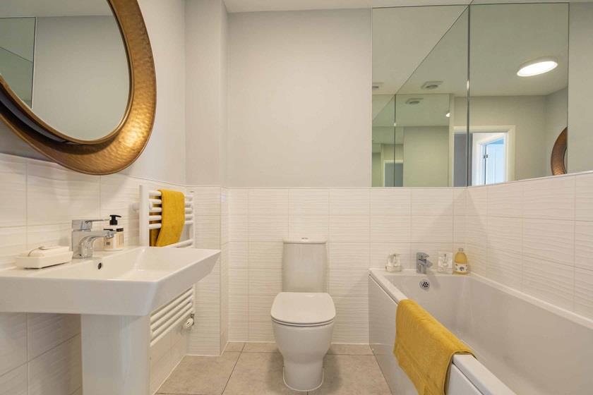 Greenwood-bathroom.jpg