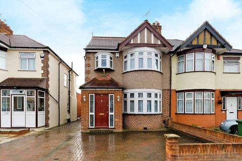 undefined, Irvine Avenue, Kenton, Harrow, HA3