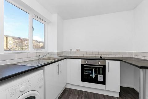 undefined, Telegraph Place, Canary Wharf, London, E14