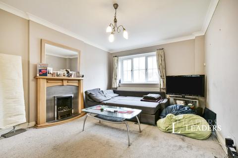 4 bedroom house to rent, Chervil Close, M14