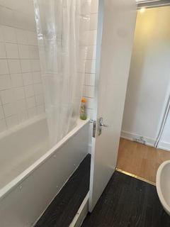 2 bedroom flat to rent, Craven Park Road, Harlesden, NW10